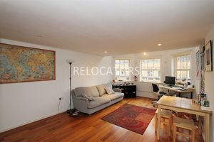 LOUNGE - click for photo gallery